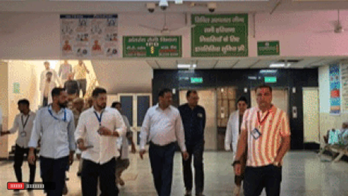DG हेल्थ ने किया जींद नागरिक अस्पताल का निरीक्षण:  ओपीडी से मोर्चरी तक पहुंचे; बोले- मैनुअल टेस्ट कर जाने मशीनों की कार्यक्षमता - Jind News
