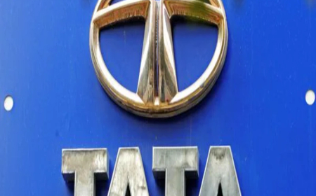Tata Motors Demerger के बाद TMCV लिस्टिंग, जानें एन. चंद्रशेखरन ने क्यों कहा 'निर्णायक क्षण'